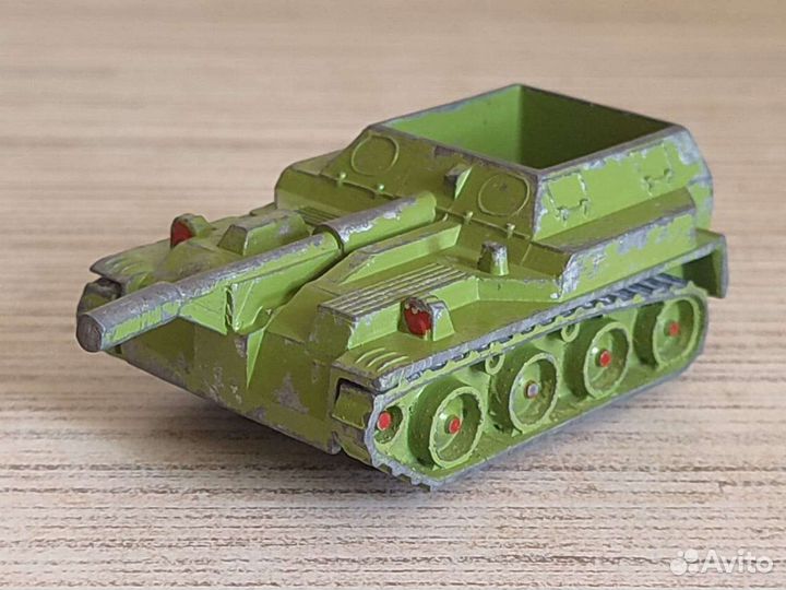 Игрушка. Танк. Самоходка. Военная техника. СССР