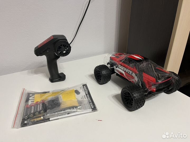 Новый Arrma 1/18 Granite Grom mega 380 brushed 4X4
