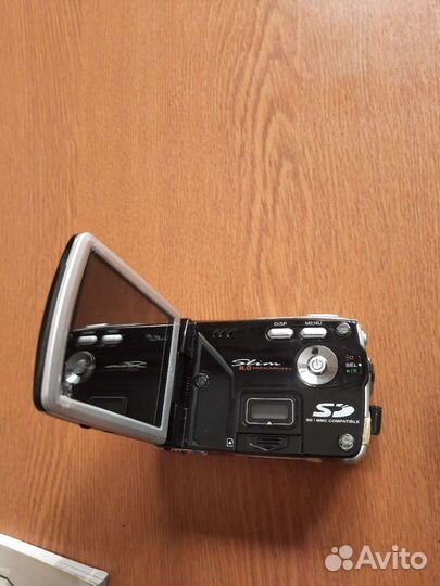 Видеокамера sony Slim 8.0