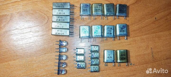 Кварцевый резонатор