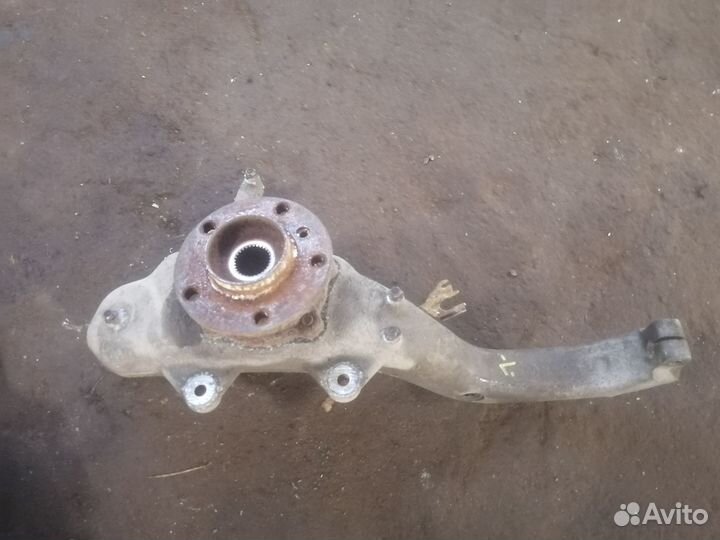 Цапфа / поворотный кулак передняя левая BMW E70 LC