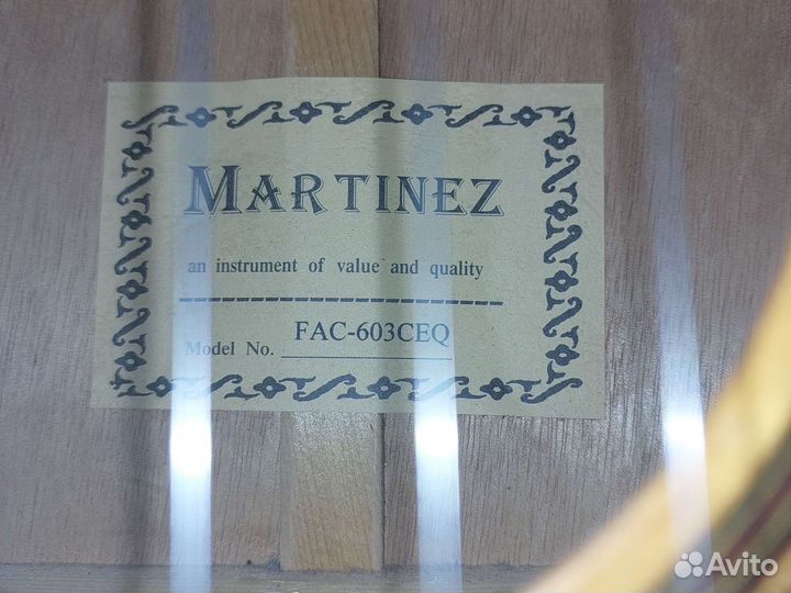 Электроакустическая гитара martinez