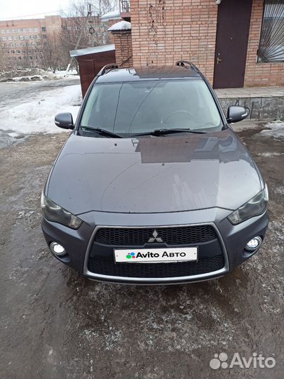 Mitsubishi Outlander 2.4 CVT, 2011, 179 400 км