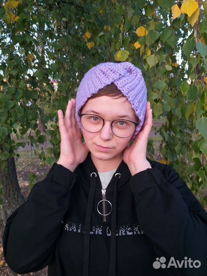 Повязка на голову вязаная