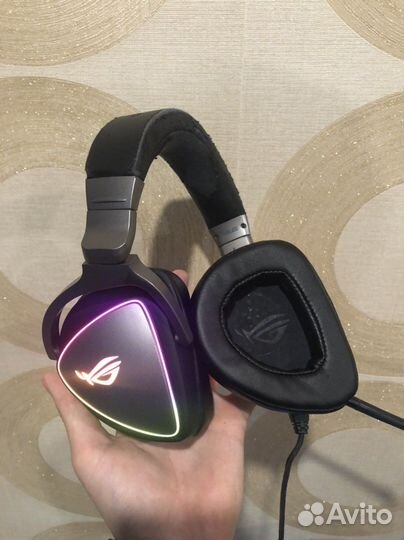 Проводная гарнитура asus ROG Delta черный