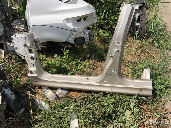 Peugeot 206 Пежо 206 порог,стойка