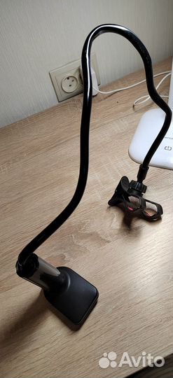 Держатель для телефона на стол гибкий