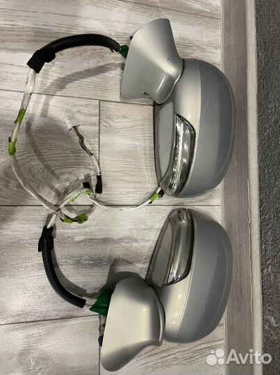 Зеркало правое Toyota crown grs200