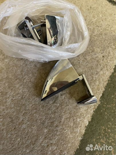 Полки из оргстекла с крепежами pelikan