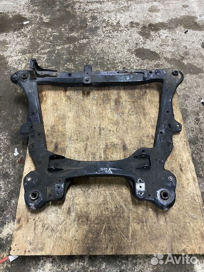 Подрамник двигателя 30 Тойота Кемри