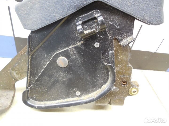 Рычаг стояночного тормоза Land Cruiser (100) 1998