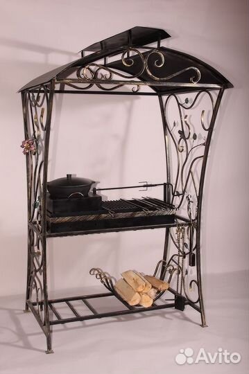 Мангал с крышей