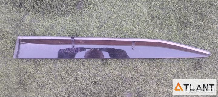 Ветровик задний правый suzuki xbee