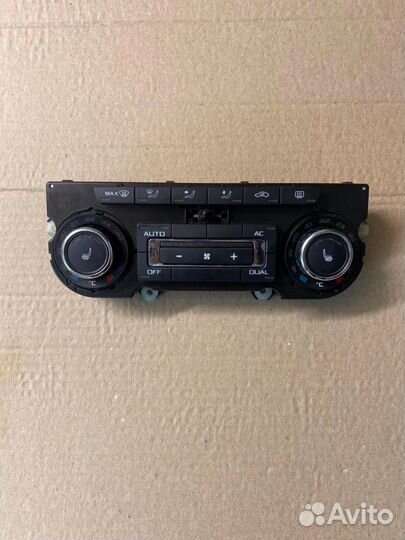 3T0907044AC Блок управления климата Skoda Octavia