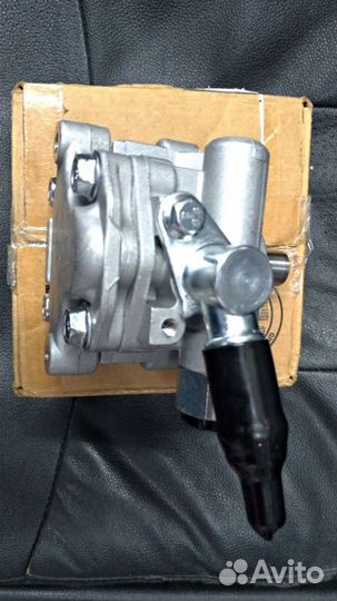 Насос Гур Cadillac SRX 04-09г 3.6L