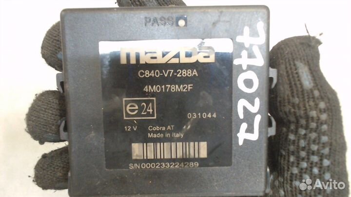 Блок управления парктрониками Mazda 5 (CR), 2010