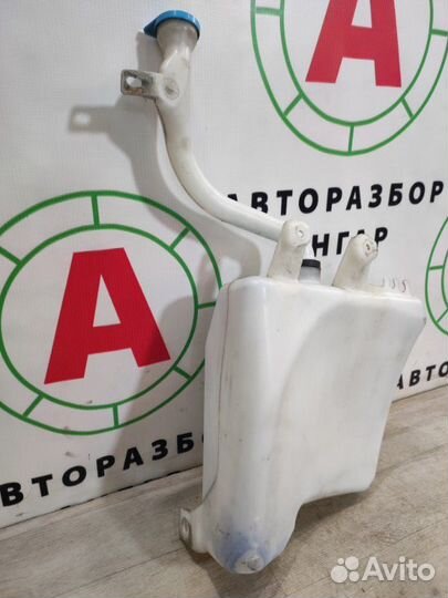 Бачок омывателя Nissan Note E11 HR16DE 2011