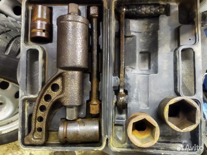 Ручной гайковерт мясорубка