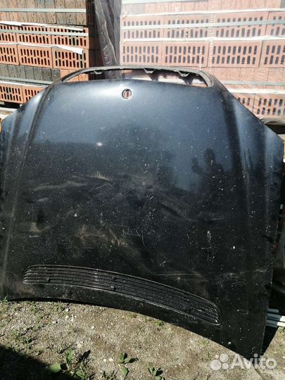 Продам капот W220