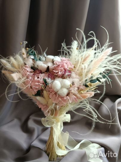 Свадебный из сухоцветов и стабилизированных цветов