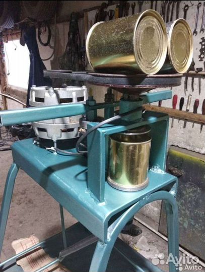 Закаточная машинка для жестяных банок