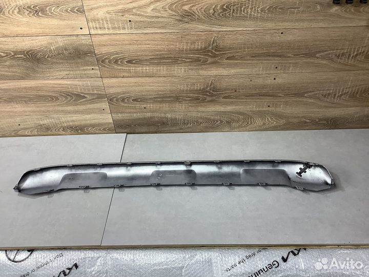 Накладка переднего бампера Toyota Rav 4 xa50