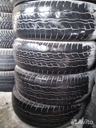 Bridgestone Dueler A/T 225/70 R16