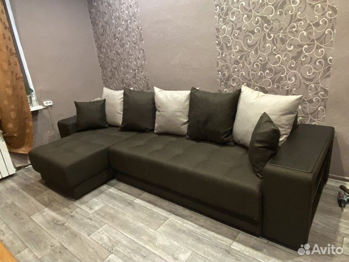Угловой диван