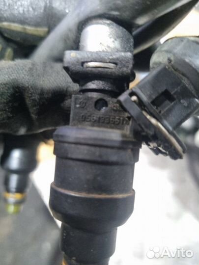 Топливная рампа Volkswagen Passat