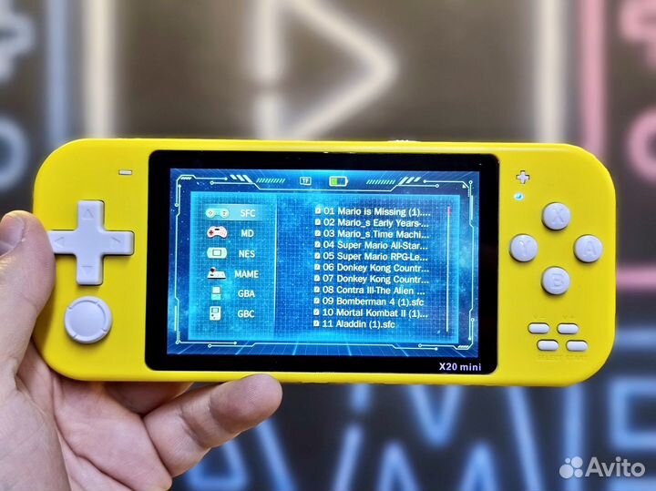 Портативная консоль (Sega, Dendy, PS1), желтый