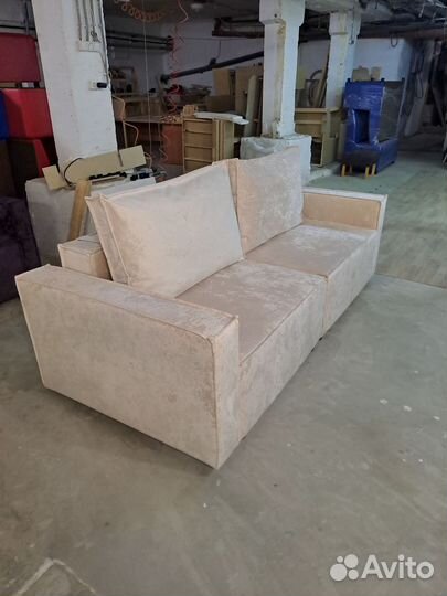 Диван в стиле лофт