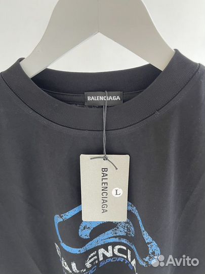 Футболка Balenciaga