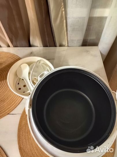 Мультиварка Scarlett