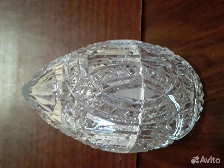 Ваза хрустальная