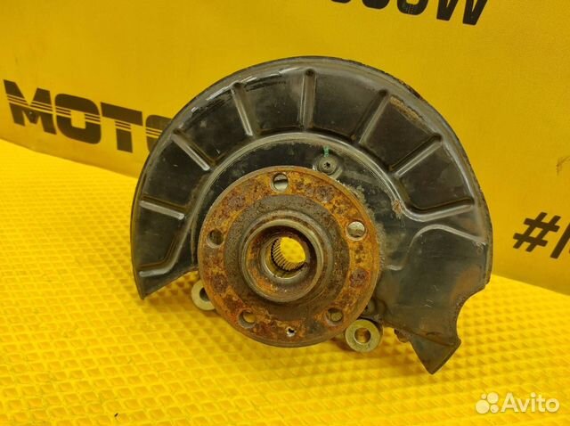 Кулак поворотный передний левый Volkswagen Sharan