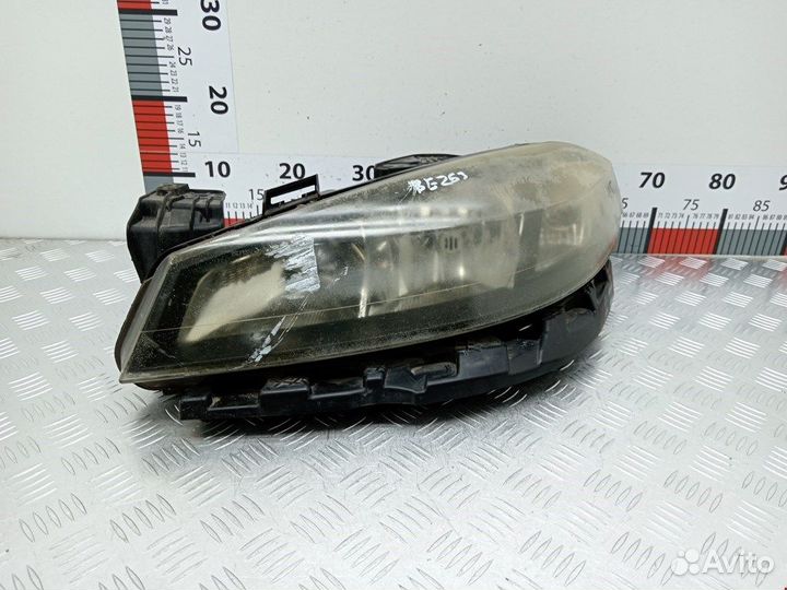 Renault Laguna 2 фара передняя левая Рено