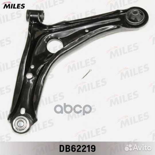 Рычаг toyota yaris 99-05 пер.подв.прав. DB62219