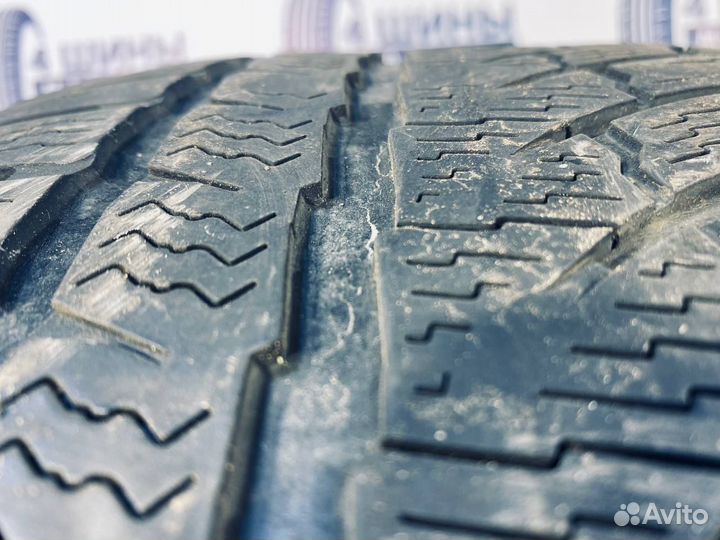 Nokian Tyres WR A4 235/40 R19 96V