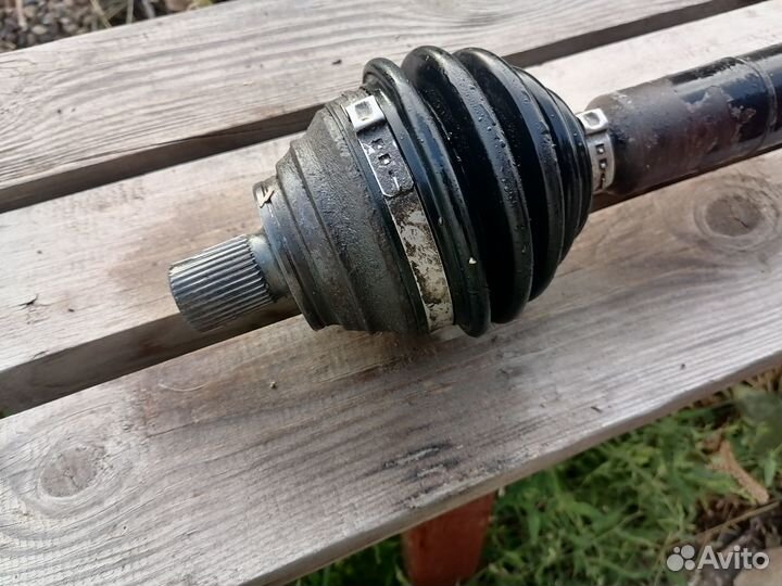 Привод Skoda Octavia A7 1.2 турбо МКПП правый