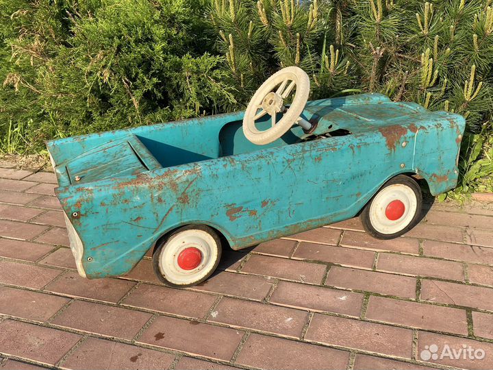 Педальная машина Нева СССР