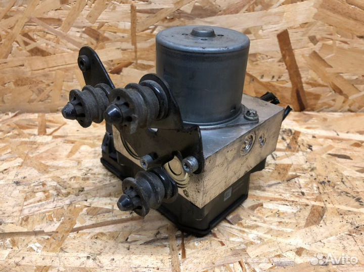 Блок abs Volkswagen Passat Cc 2.0 2011