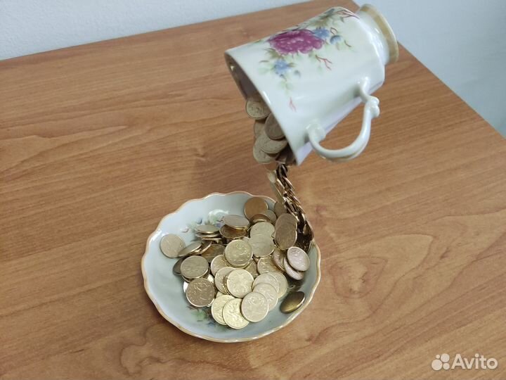Топиарий из монет для привлечения денег