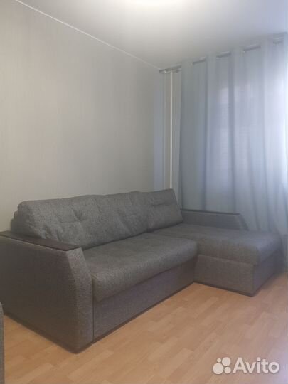 Большой угловой диван бу