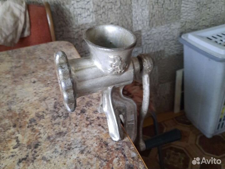 Мясорубка ручная СССР чугунная