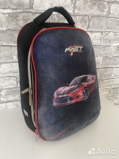 Школьный рюкзак