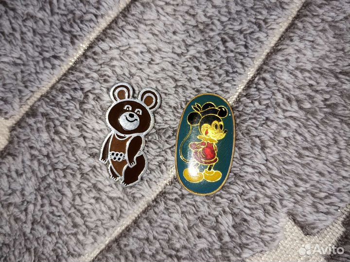 Значок мини маус и Олимпийский мишка СССР