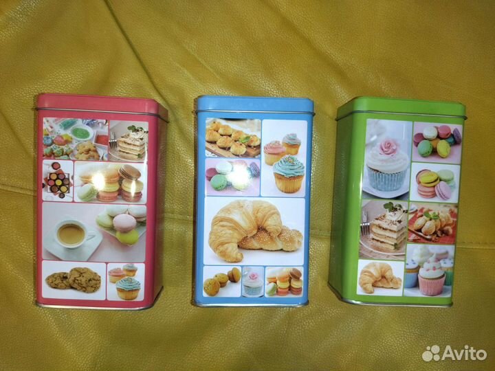 Жестяные банки для хранения или оформления подарка