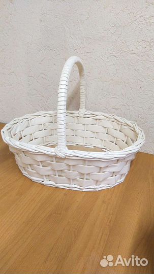 Корзина плетеная для подарков