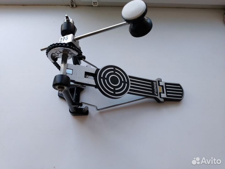 Педаль. бас барабана