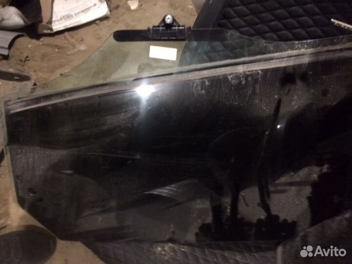 Стекло задней двери Hyundai ix35